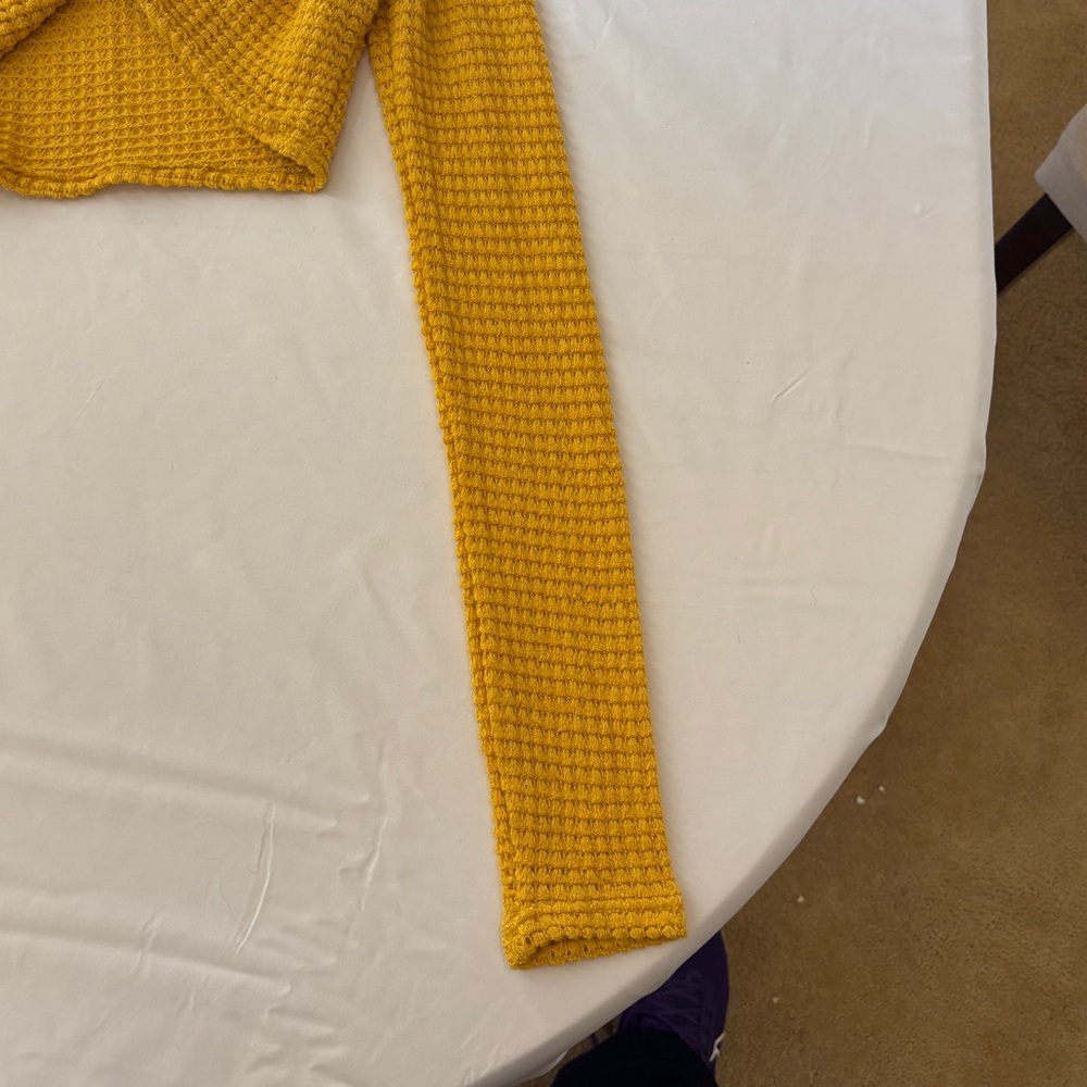 Forever 21 Mustard Yellow Knit Crop Top Long Sleeve Women Size Small New - Picture 5 of 8